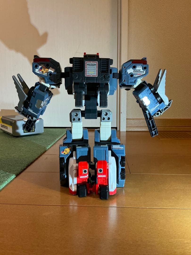 トミカ ドライブヘッド サイクロンインターセプター＆トランスポーター