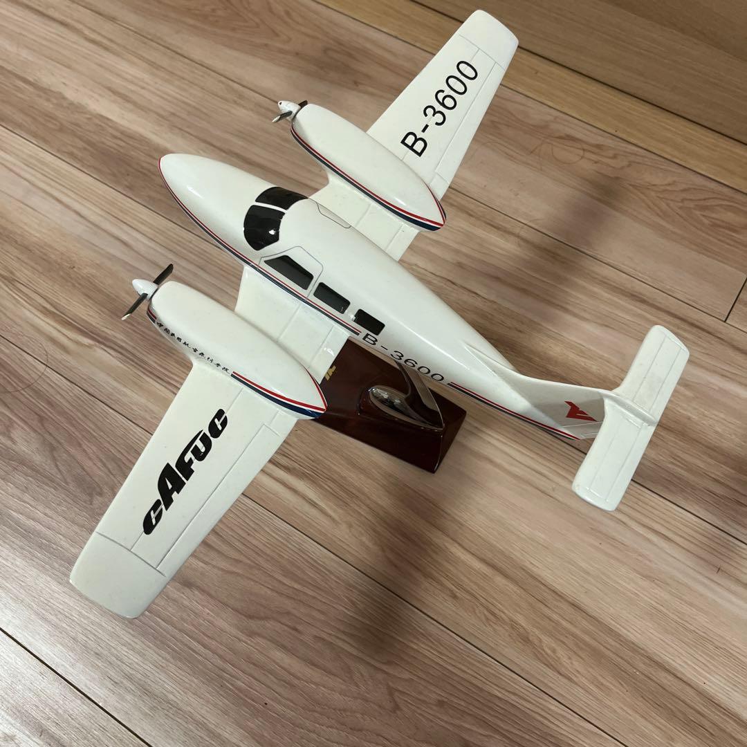 【値下げ！新品】飛行機模型　ダイキャスト　CAFUG B-3600 1/200 スケール米国 E-3 セントリー飛行機ダイキャスト合金モデル