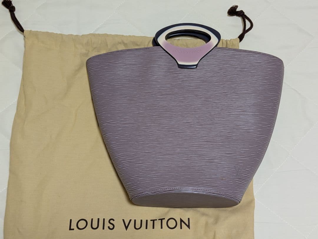 美品 ルイヴィトン エピ ノクタンブル ライラック