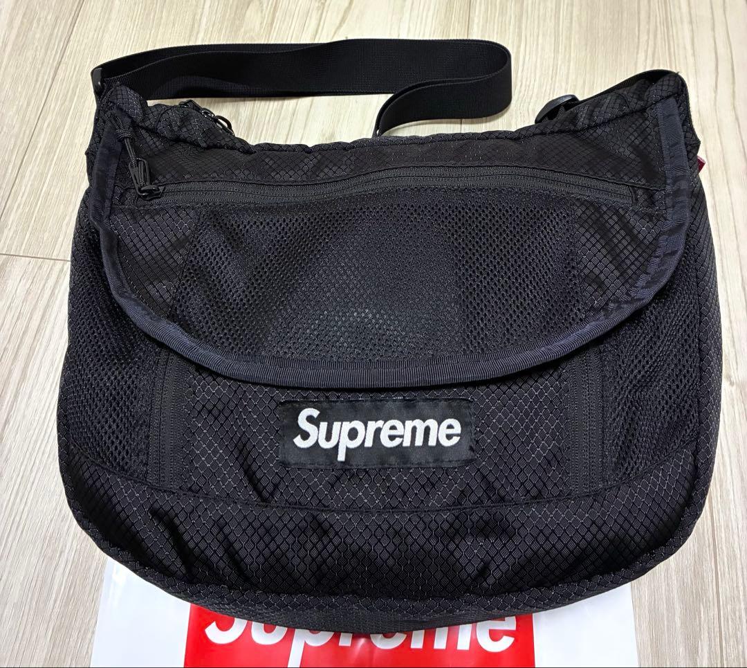 24H以内発送 完売品 極美品 22ss Small Messenger Bag - メルカリ