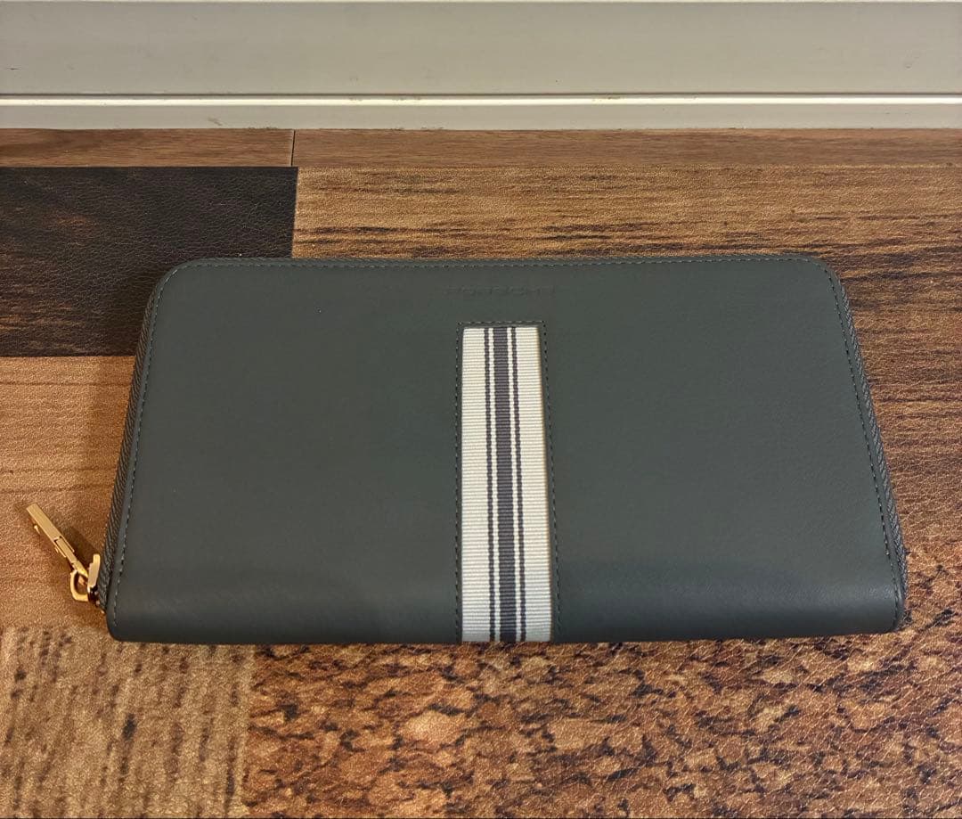 ★お取り置き★新品　PORSCHE 長財布　牛革　エンボス加工　ブルーグレー