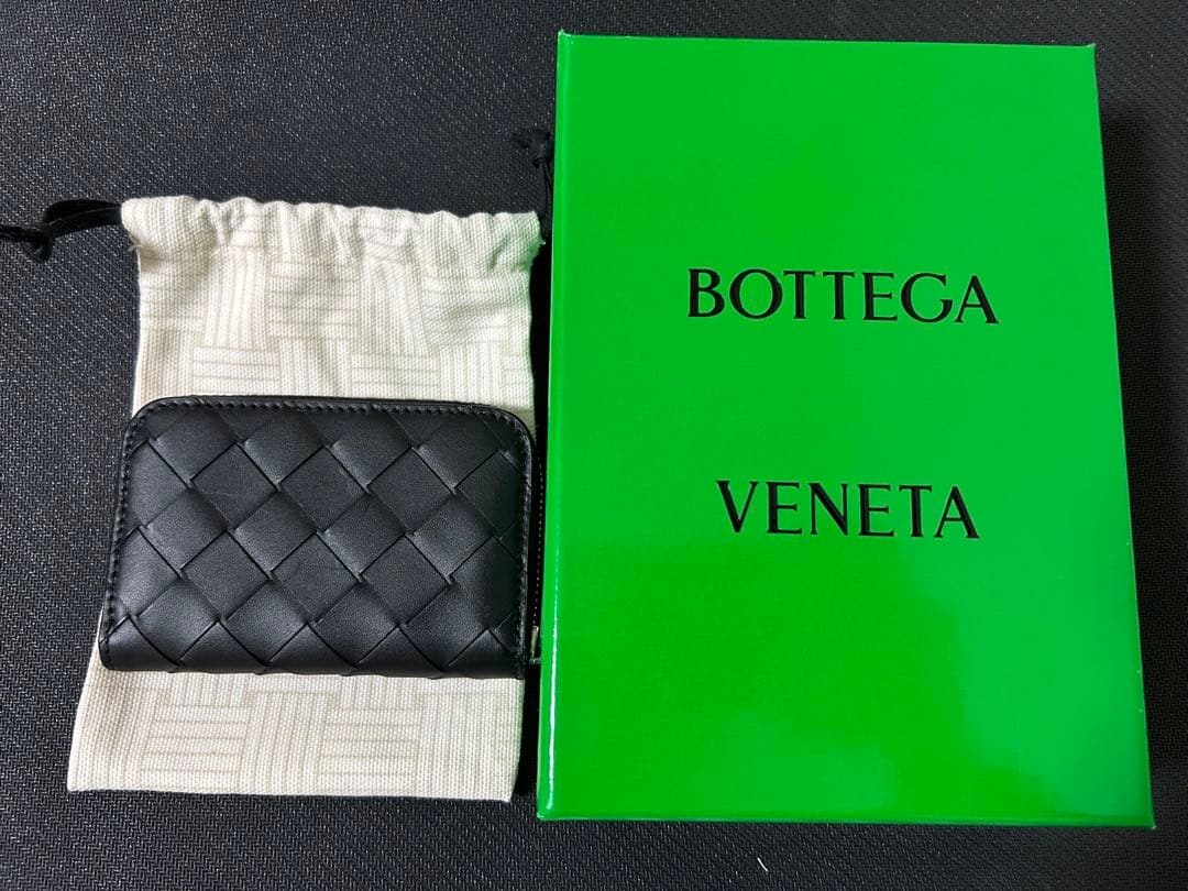 ボッテガ・ヴェネタ　ファスナー付きパース　【Bottega Veneta】