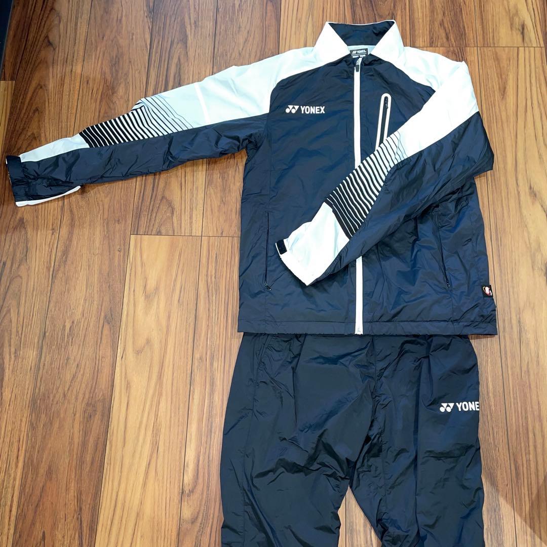YONEX ウィンドブレーカー上下 色ブラック　サイズL
