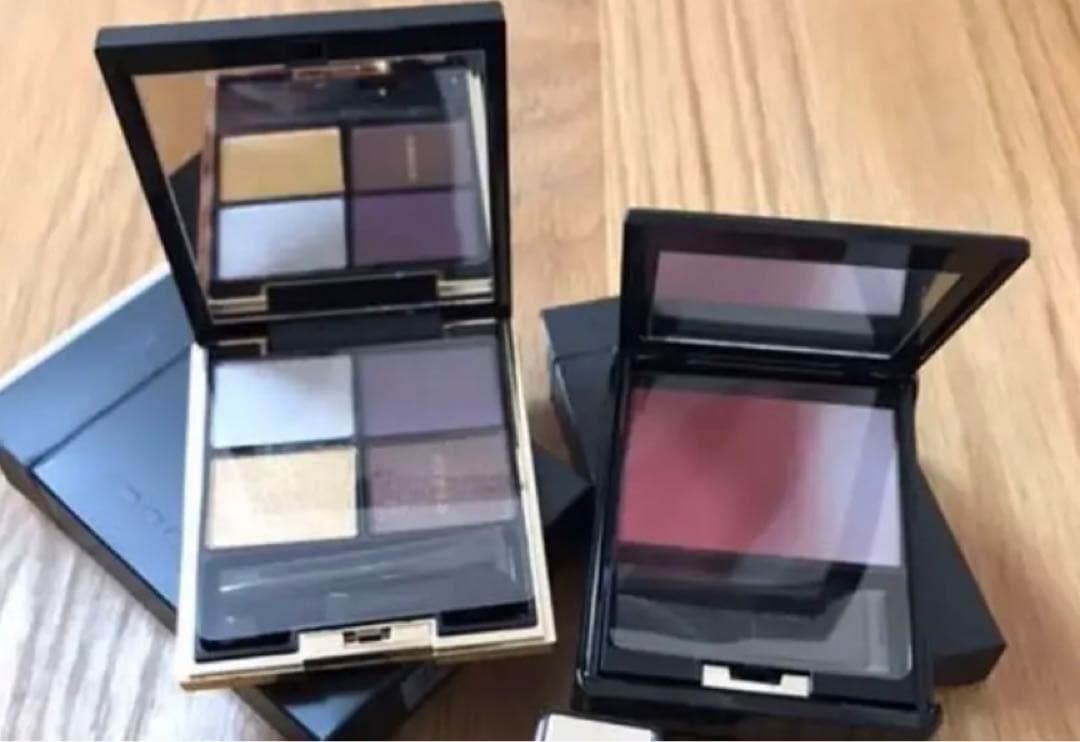 SUQQU 13月霞　アイシャドウ&チーク