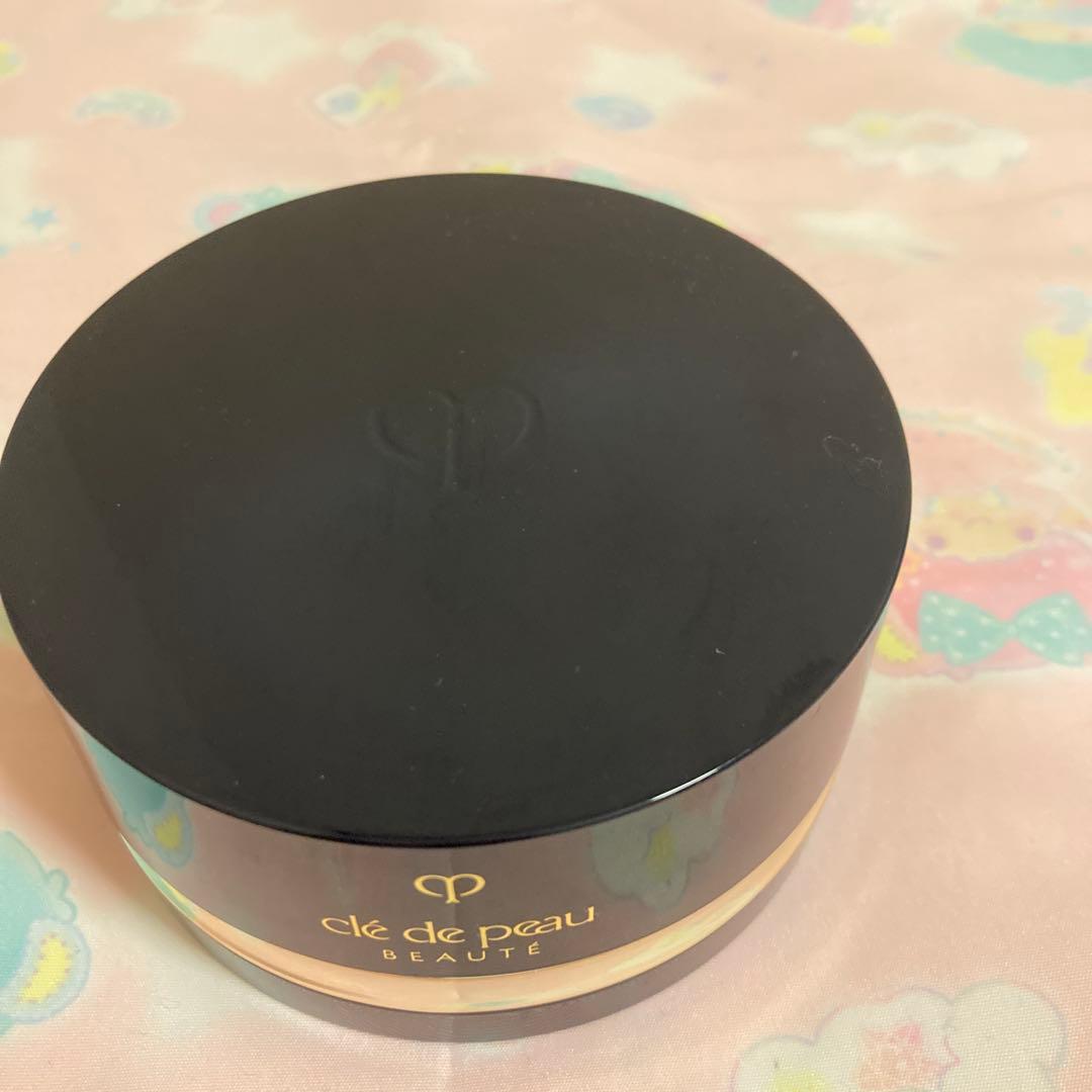 クレ・ド・ポー・ボーテ*フェイスパウダー
