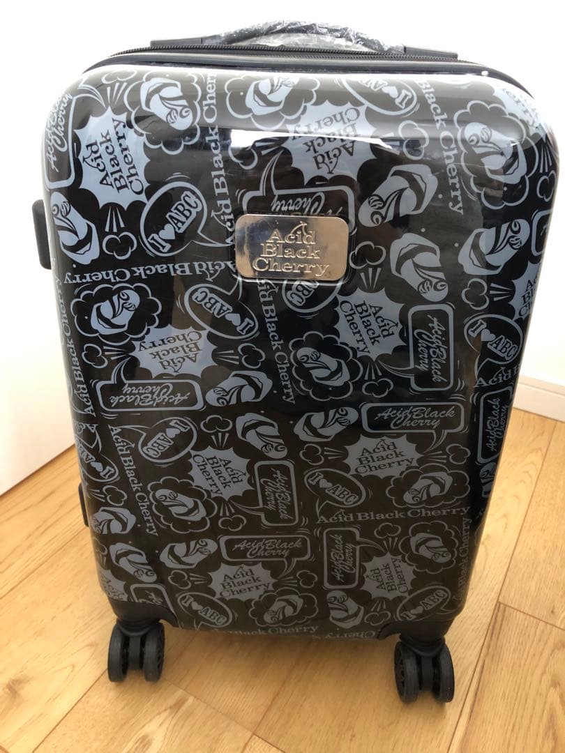 ☆NANA様専用 Acid Black Cherry キャリーケース - メルカリ