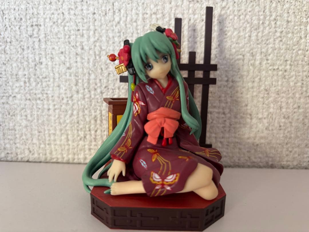 初音ミク　イマジネーションシーンフィギュア　夢みることり Amazon.co.jp: ミクモ 06 Original Collection 夢みることり 初音ミク