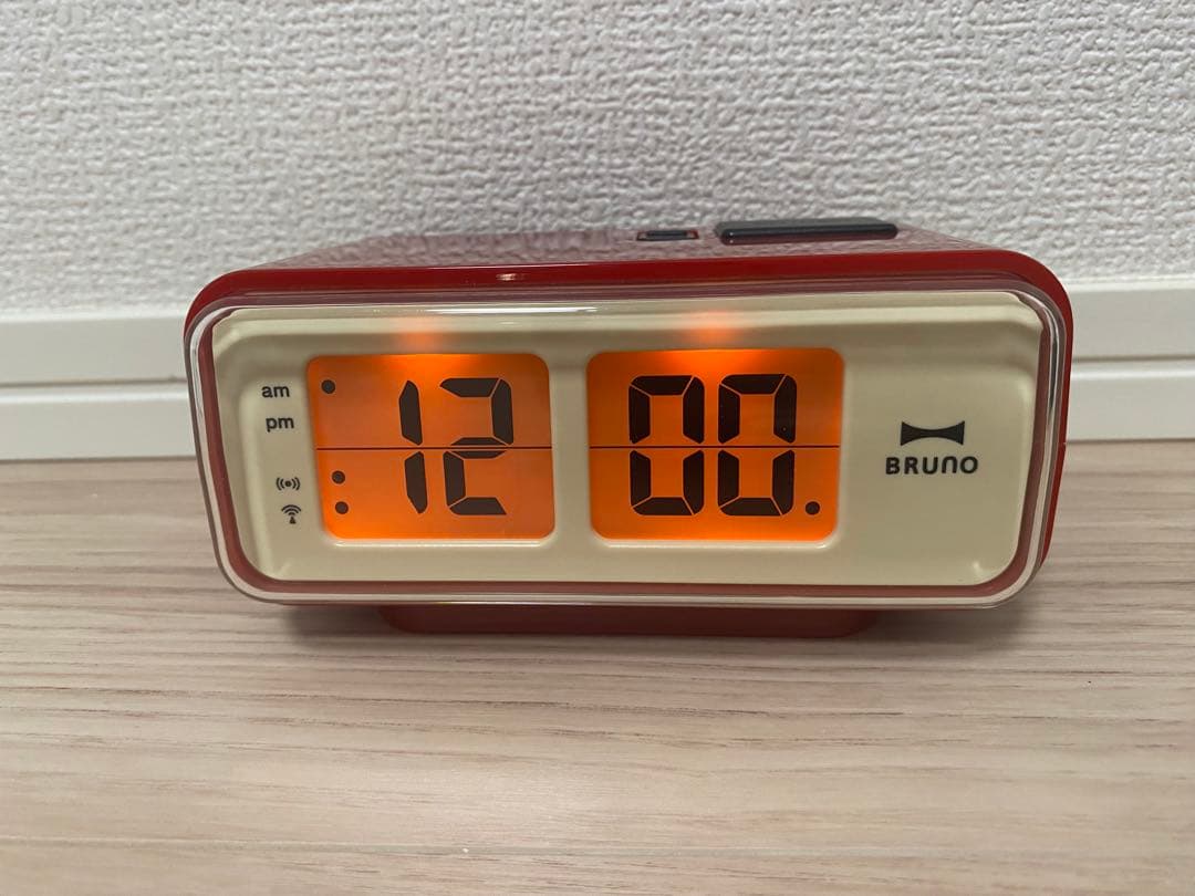 BRUNO LCDレトロアラームクロックS BCR003 レッド BCR003-RD/LCDレトロアラームクロック S/BRUNO/電波時計 - メルカリ