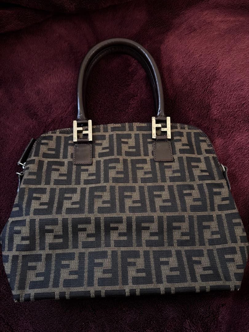 FENDI フェンディ ズッカ柄 ハンドバッグ 美品 中古・古着通販】FENDI (フェンディ) ズッカ柄ハンドバッグ｜ブランド