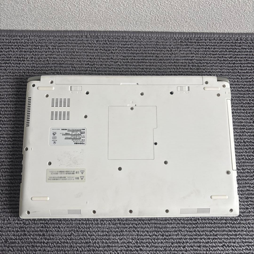 東芝dynabook AZ45/AW i5-6200U メモリ8GB #5845 - メルカリ