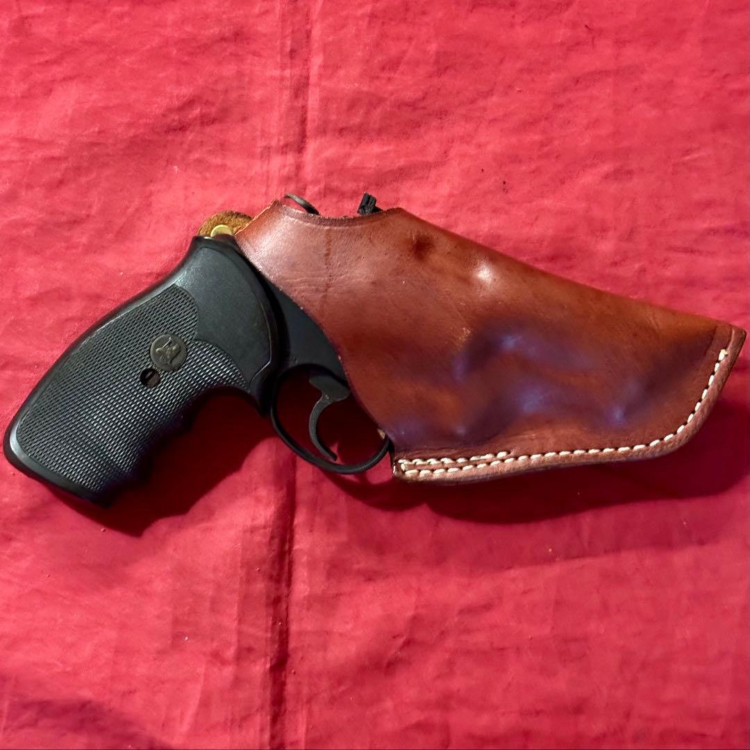 整備済 革製 スナブノーズ リボルバー用 ヒップ ホルスター 右利き用