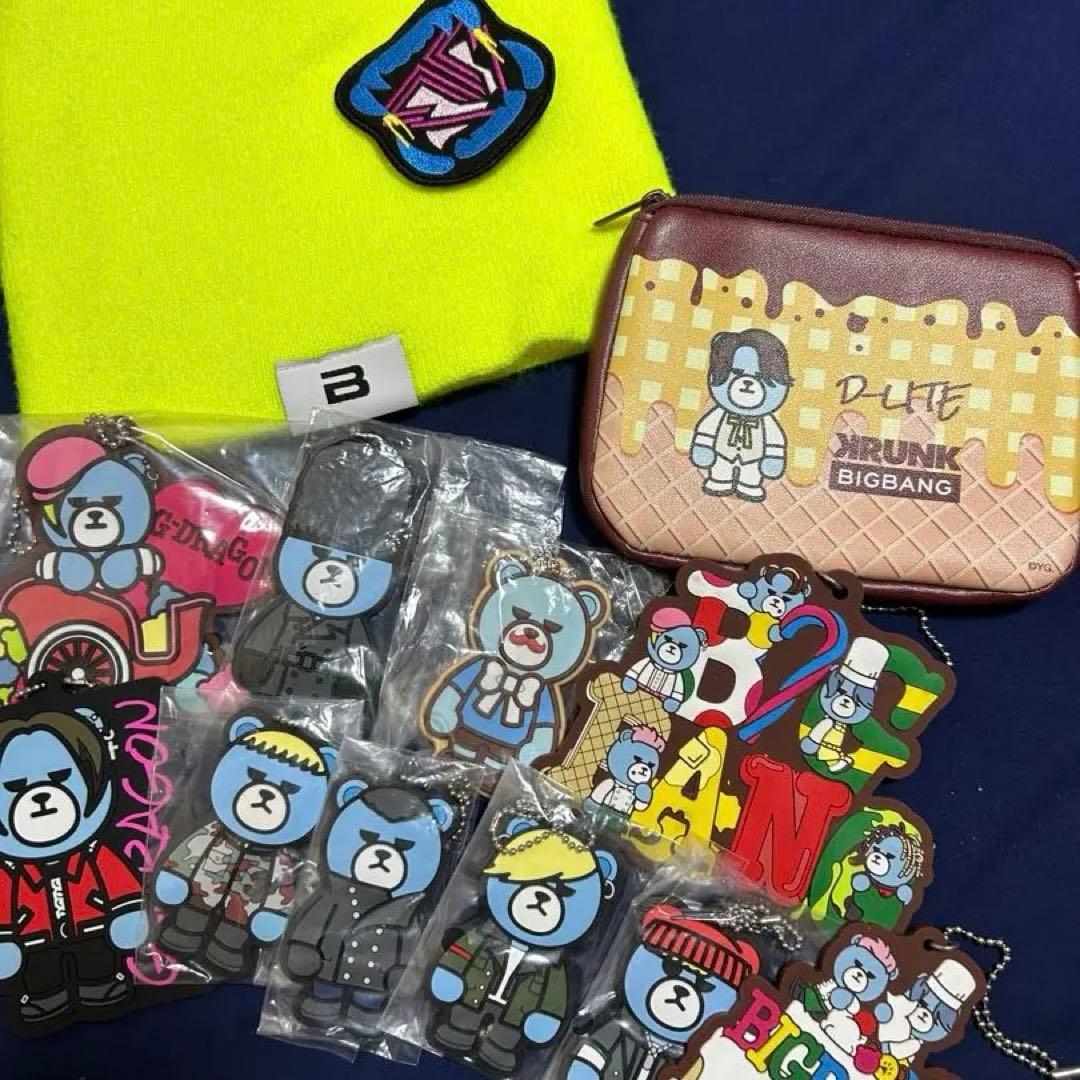 BIGBANG 色々詰め合わせ ストラップ ポーチ G-DRAGON ビーニー