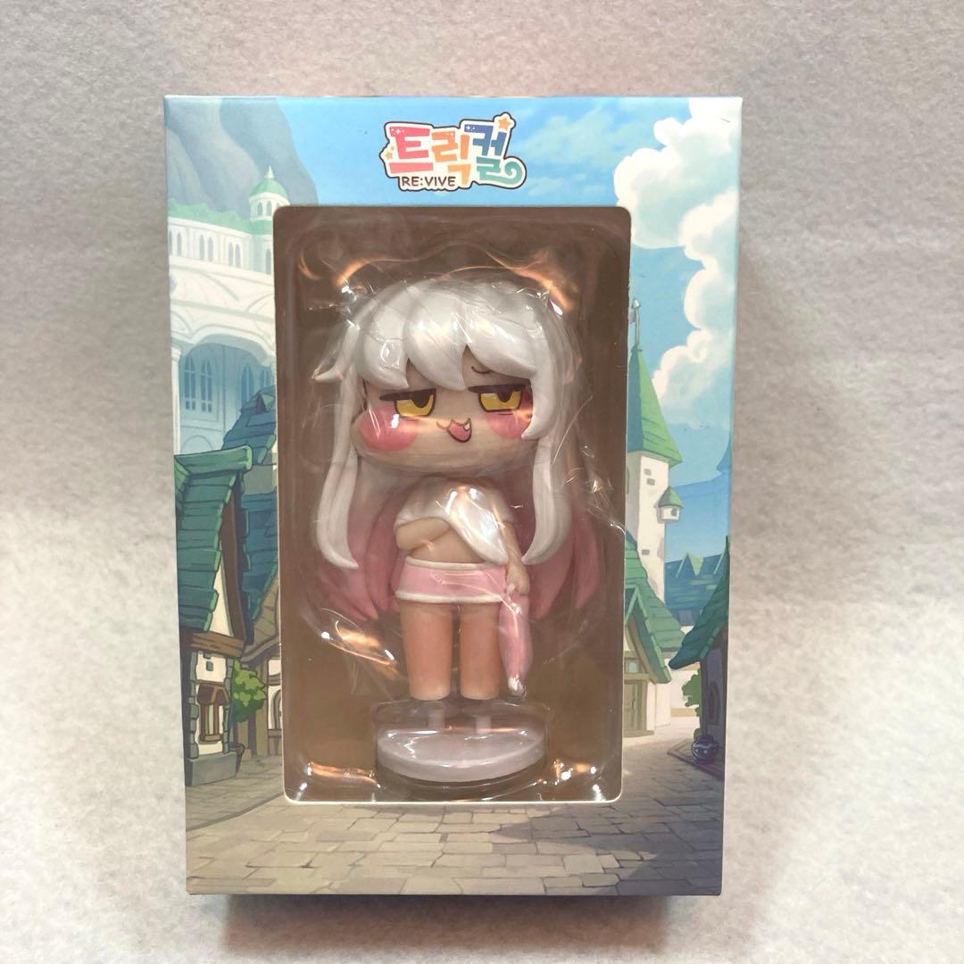 トリッカル コミー フィギュア