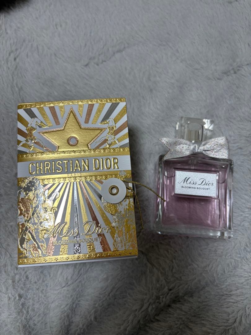 ミス ディオール ブルーミング ブーケ 100ml ホリデー
