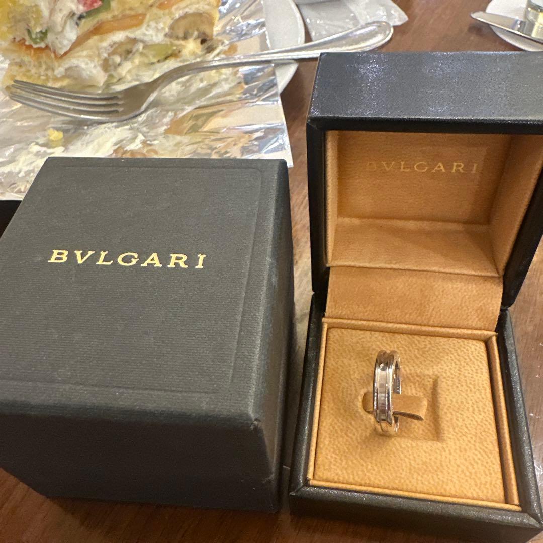 P*X様 Bulgari リングビー・ゼロワン 18Kホワイトゴールド BVLGARI（ブルガリ） 新品同様 リング ビーゼロワン 指輪 3バンド K18
