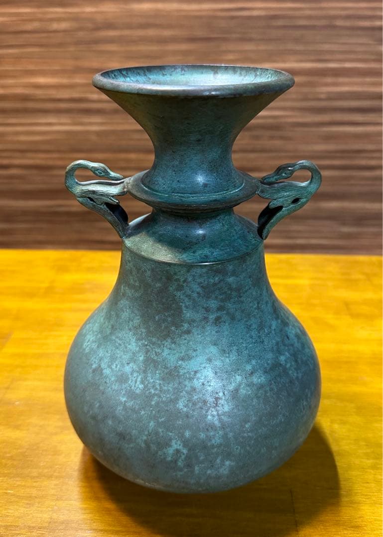 大角勲 双鶴 花瓶 花器 銅製 桐箱付 焼青銅色 銅製オブジェ 置物