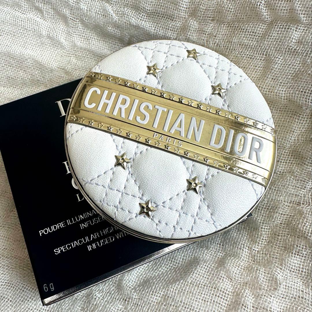 ディオールスキン フォーエヴァー グロウ ルミナイザー 001 新品未使用