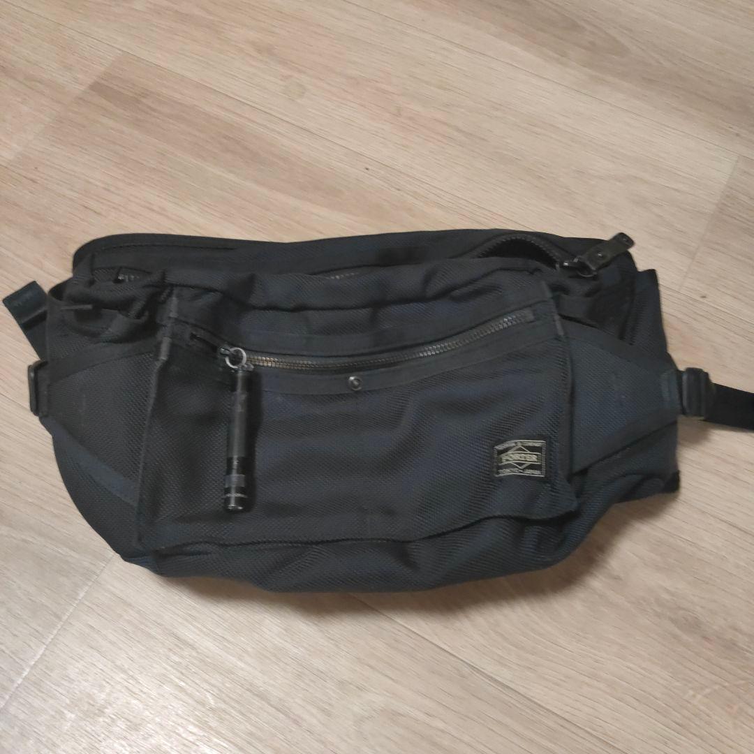 【美品】PORTER黒 HEAT ウエストバッグ