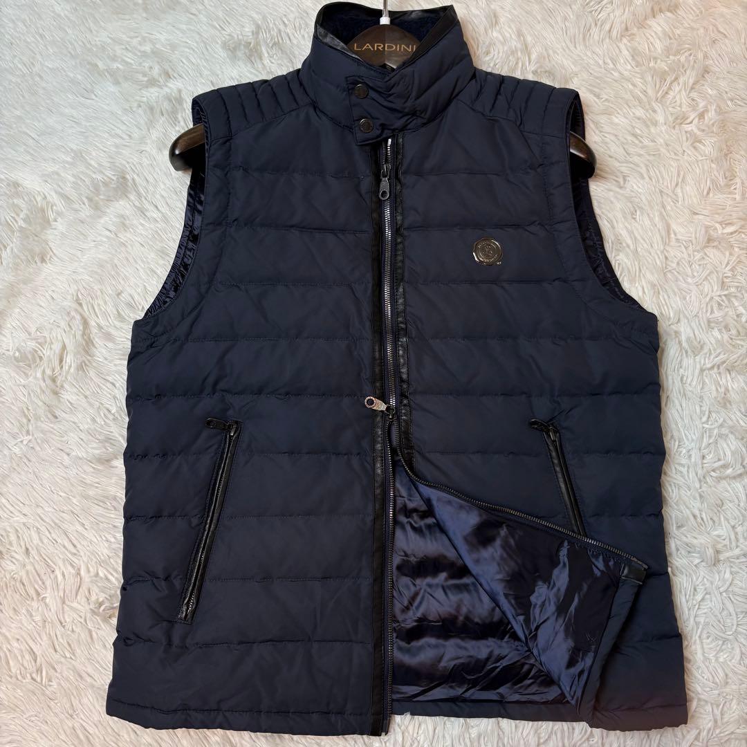 (美品) マークアンドロナ ダウン ベスト レザーパイピング ダブルジップ ボア