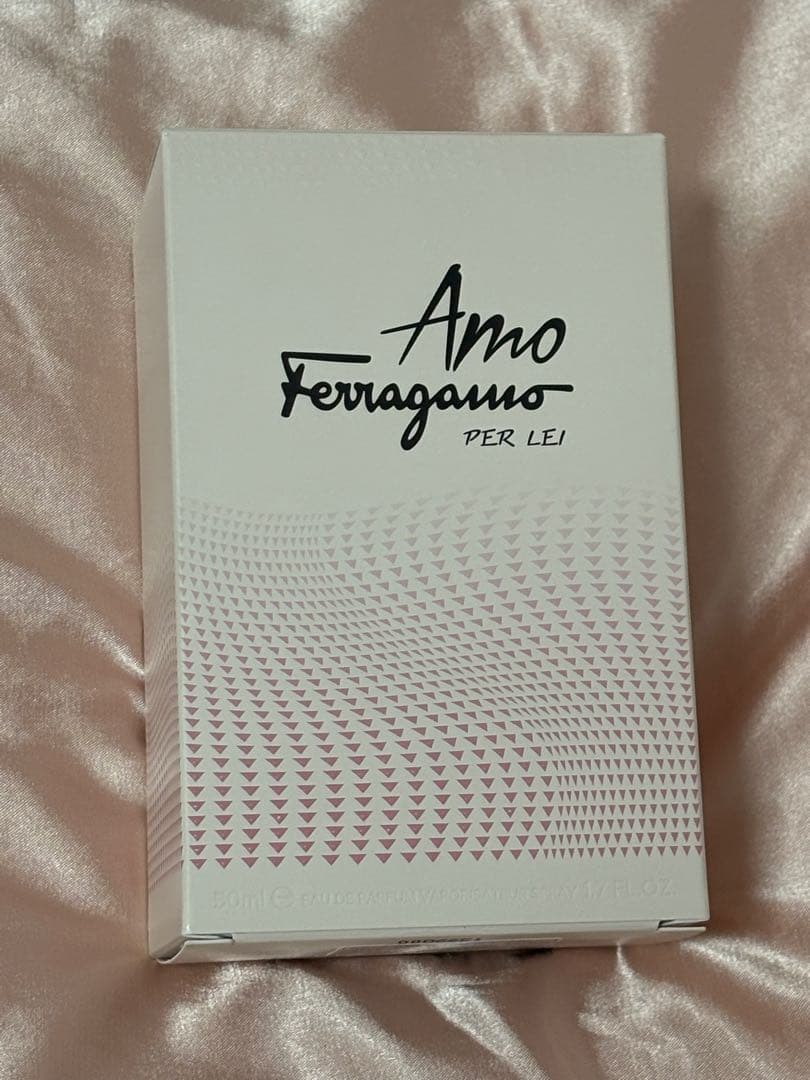 アモ　フェラガモ　パーレイ　オーデパルファム50ml