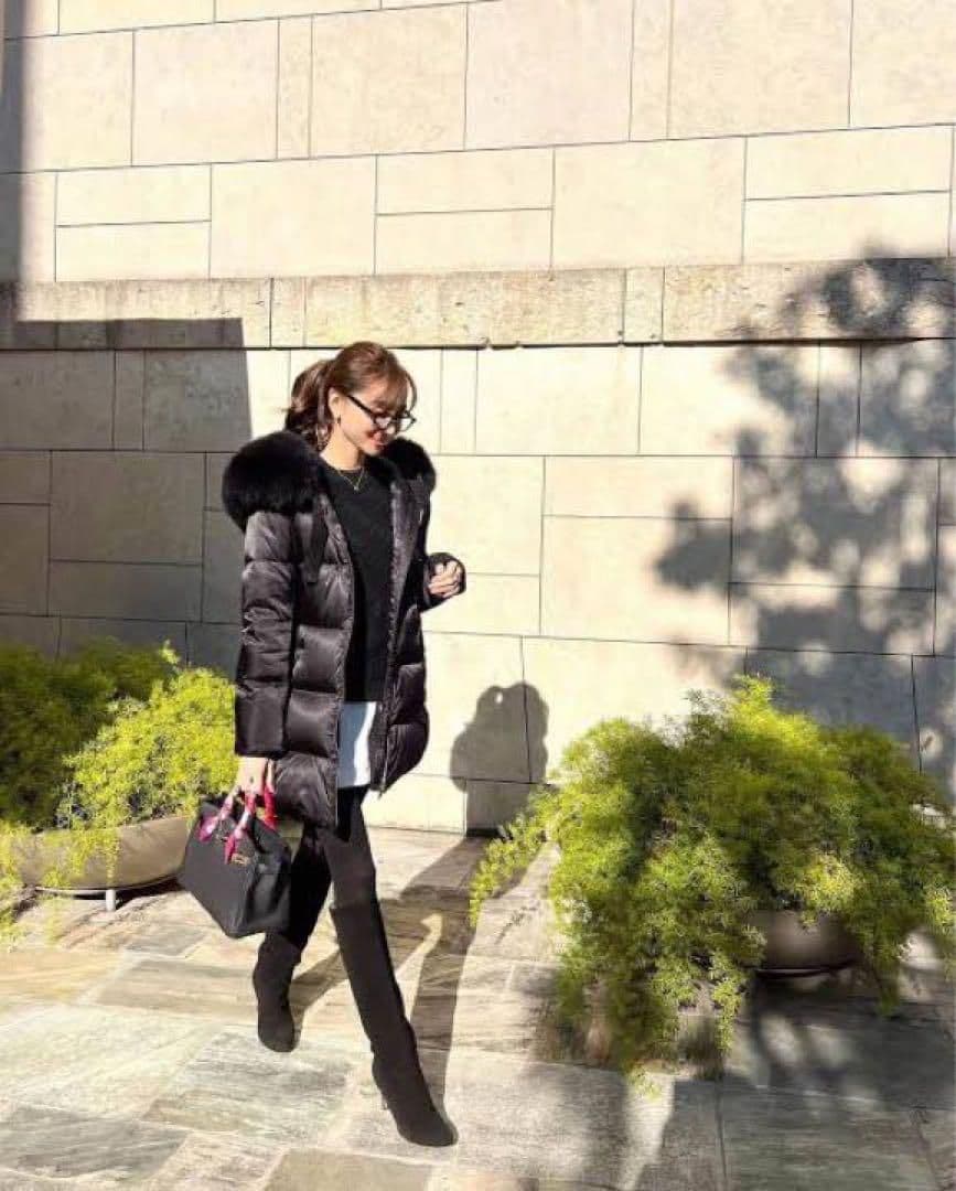 PRADA岡部あゆみさん着用プラダダウンコートフォックスfoxファー29z117