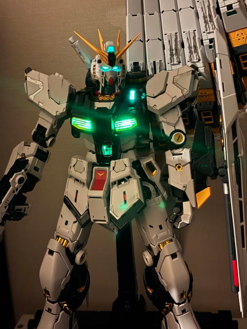 【ガンプラ完成品】 PGU νガンダム LEDユニット点灯確認済 取説有り