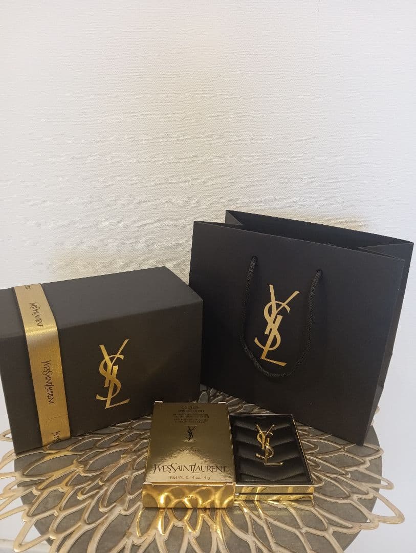 Yves Saint Laurent クチュール ミニ ミニクラッチ 600
