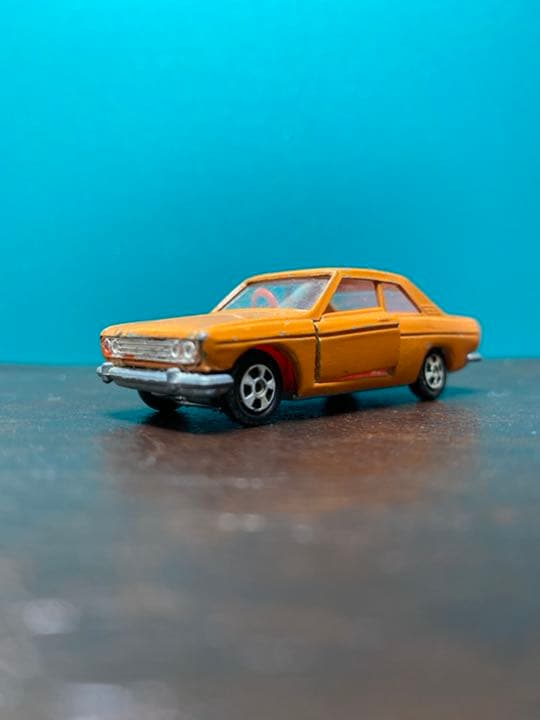 トミカ　日産ニューブルーバードSSS No.1