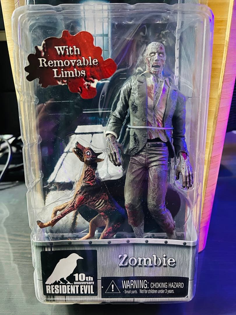NECA バイオハザード ゾンビ 10thアニバーサリーアクションフィギュア Resident Evil 10th Anniversary Biohazard Zombie and Dog Action