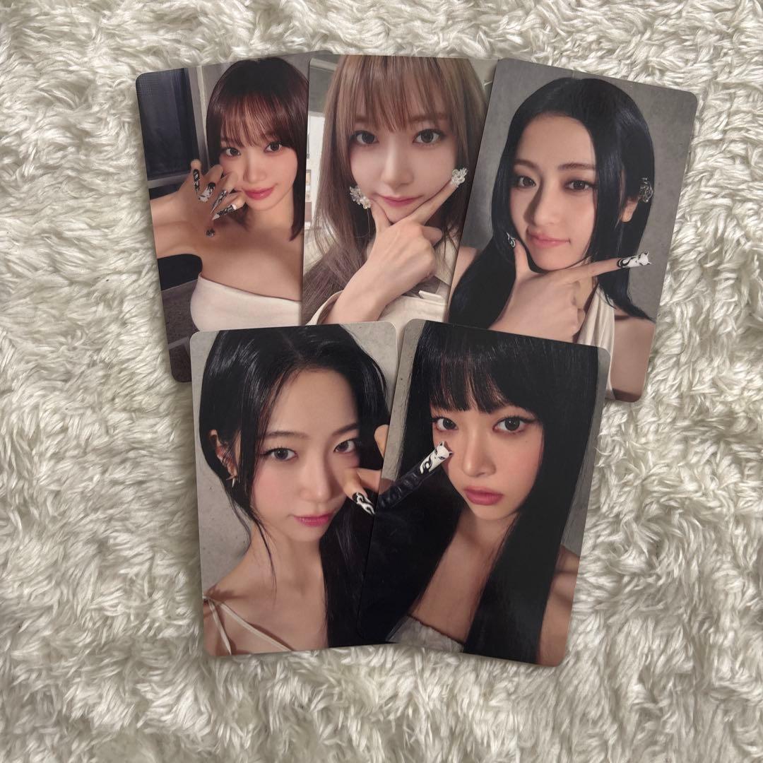 LE SSERAFIM HOT ユニバ ラキドロ 特典 トレカ - メルカリ