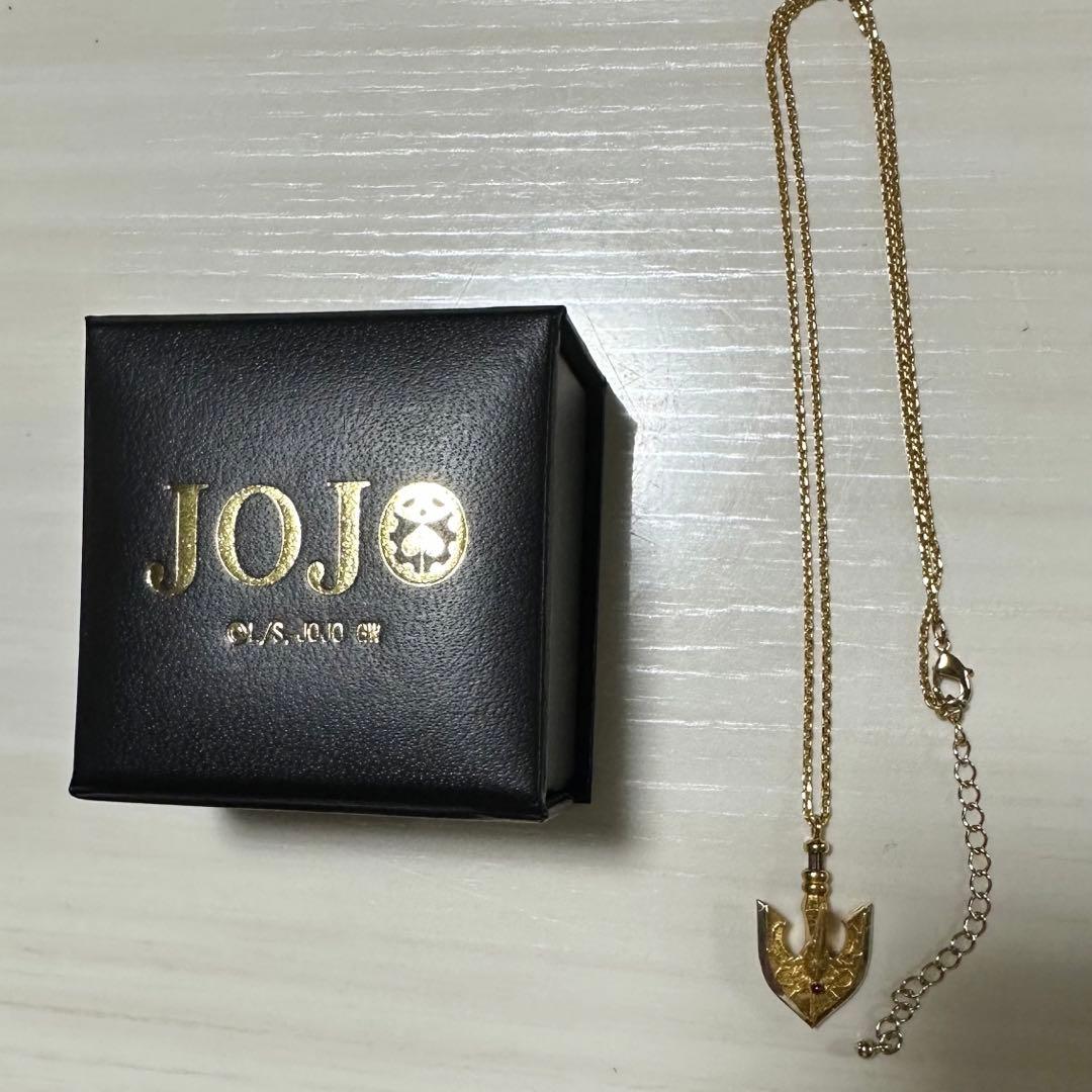 ジョジョの奇妙な冒険 黄金の風 黄金の矢 ペンダント - メルカリ
