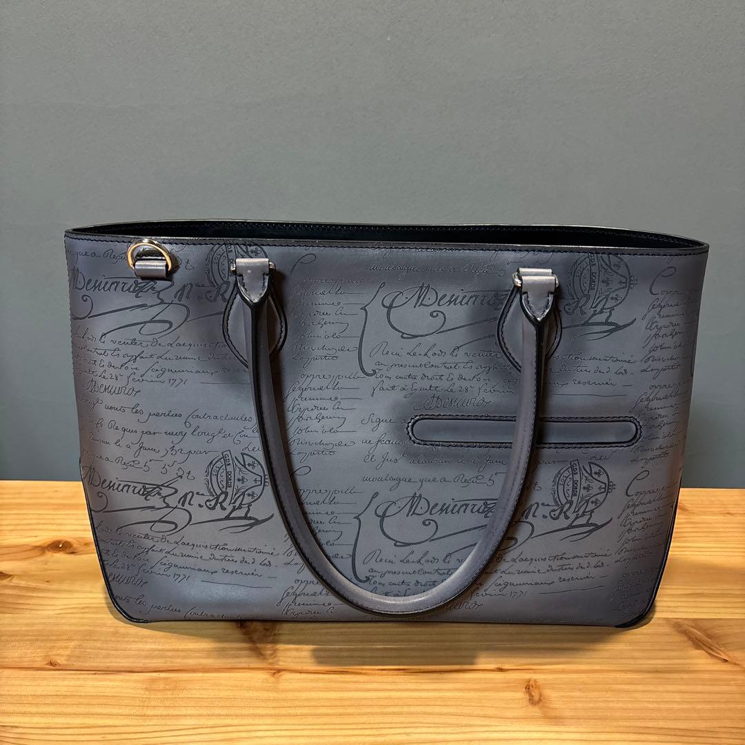 ベルルッティ　トゥジュール ミニ