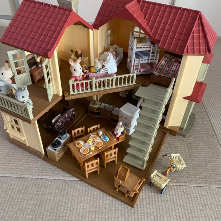 シルバニアファミリー あかりの灯る大きなお家 - メルカリ