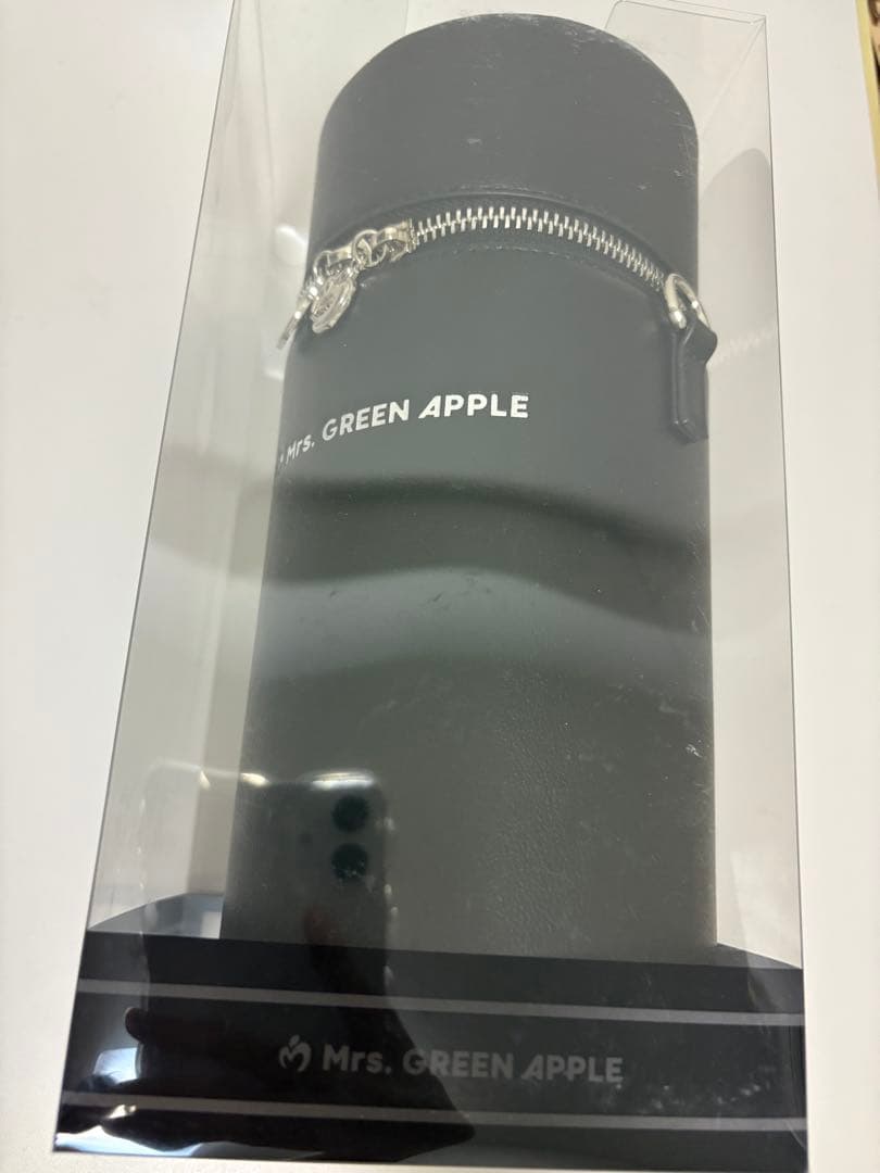 新品未使用品 ミセス ペンライトケース ブラック バッグ ミセスグリーンアップル ペンライトケース ブラック - メルカリ