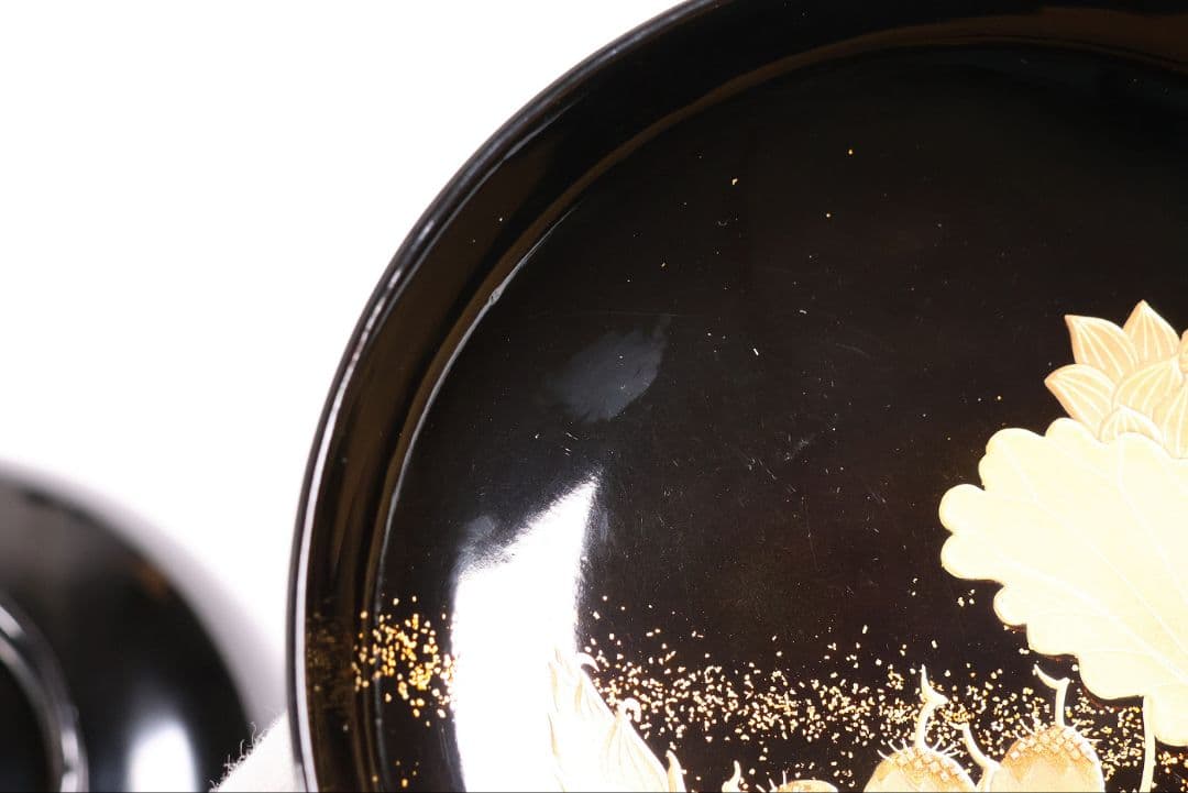 CM412】天然木漆塗 加賀蒔絵 蓮と野菜金蒔絵 黒煮物椀 三