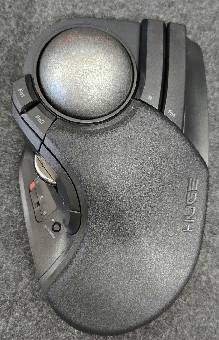 HUGE PLUS ワイヤレストラックボール[10ボタン/ベアリング]