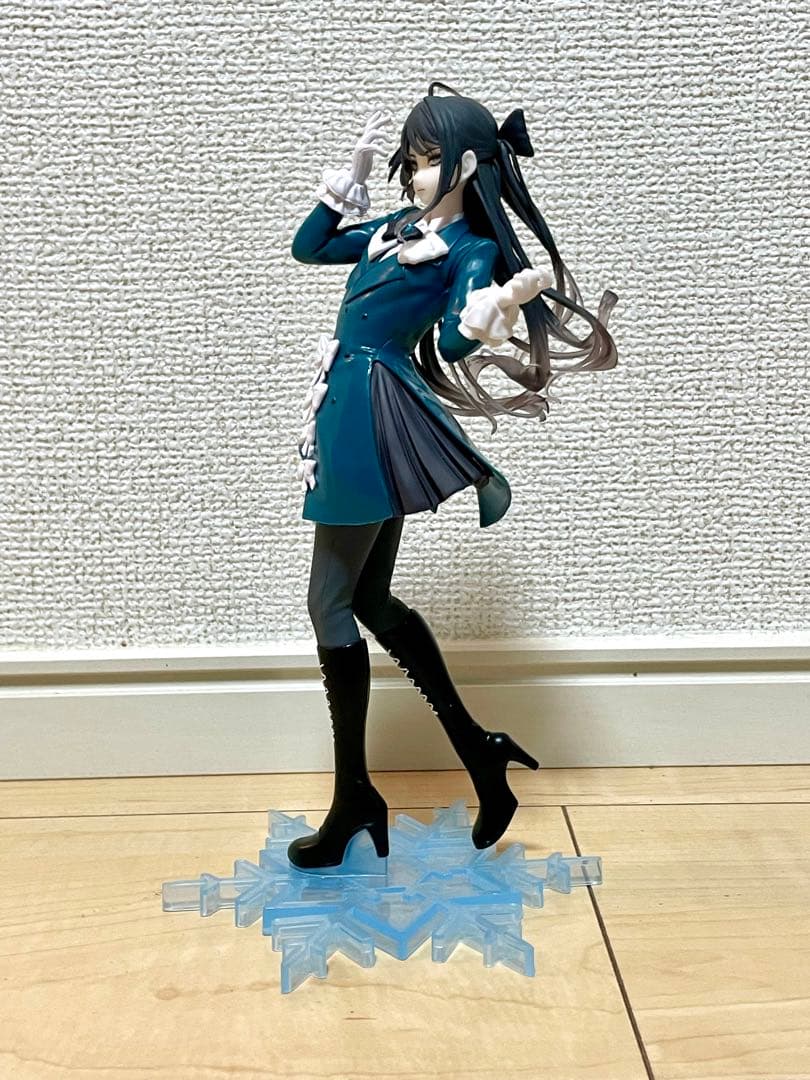 ラウンドワン限定 Ado フィギュア 箱無し - メルカリ