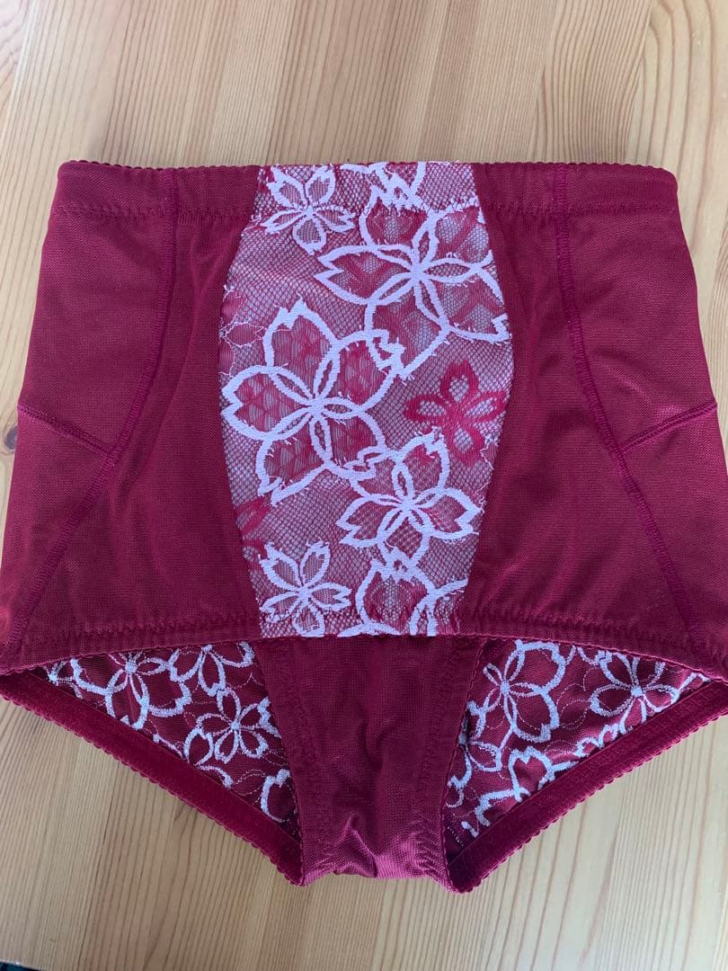 MARUKO サクラ ボディシェイパー D70 ショートガードルM セット