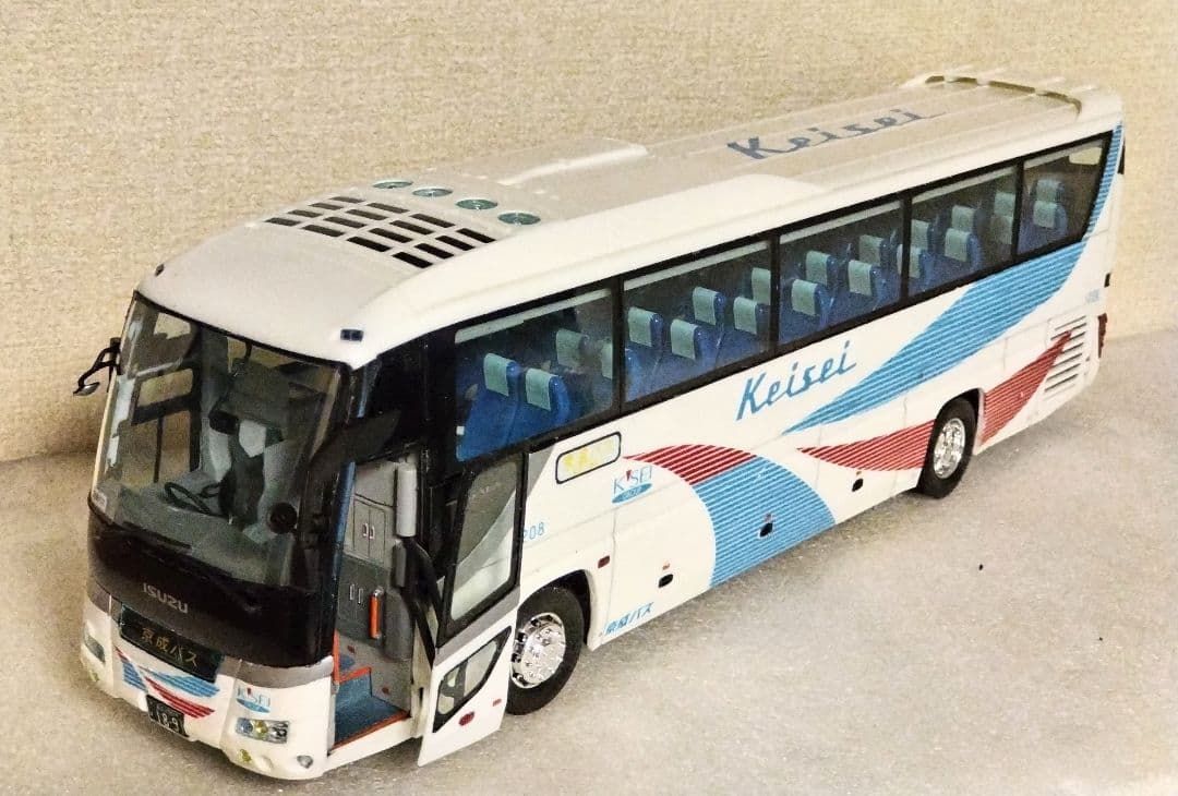 1/32 京成バス仕様(いすゞガーラSHD)素人組立品 - メルカリ