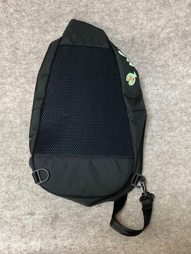 ニューエラ 任天 コラボ スプラトゥーン ワンショルダー サーモンラン