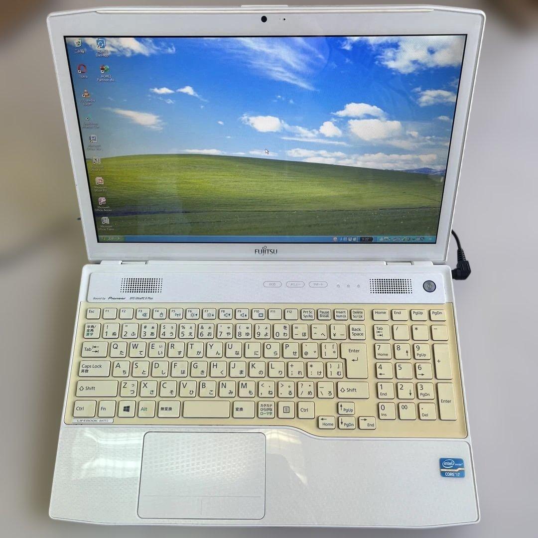 ☆格安WinXP☆富士通15.6インチ大画面第3世代i7PC☆長時間バッテリー付