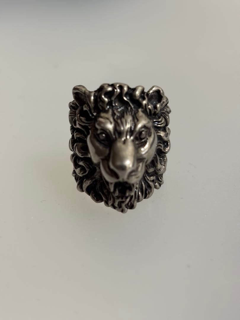 グッチ ライオン リング シルバー調 19号 中古・古着通販】GUCCI (グッチ) ライオンヘッドリング シルバー