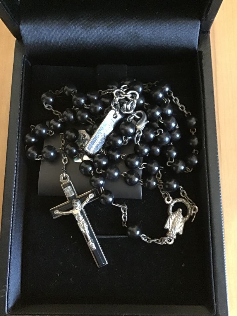 難有】DOLCE&GABBANA ロザリオ ネックレス クロス ブラックビーズ