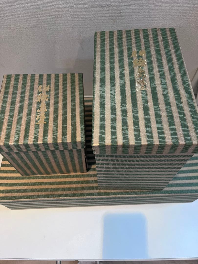 未使用】輪島塗 蒔絵 三段重箱 お屠蘇 盃 酒器セット 中島忠平の作品