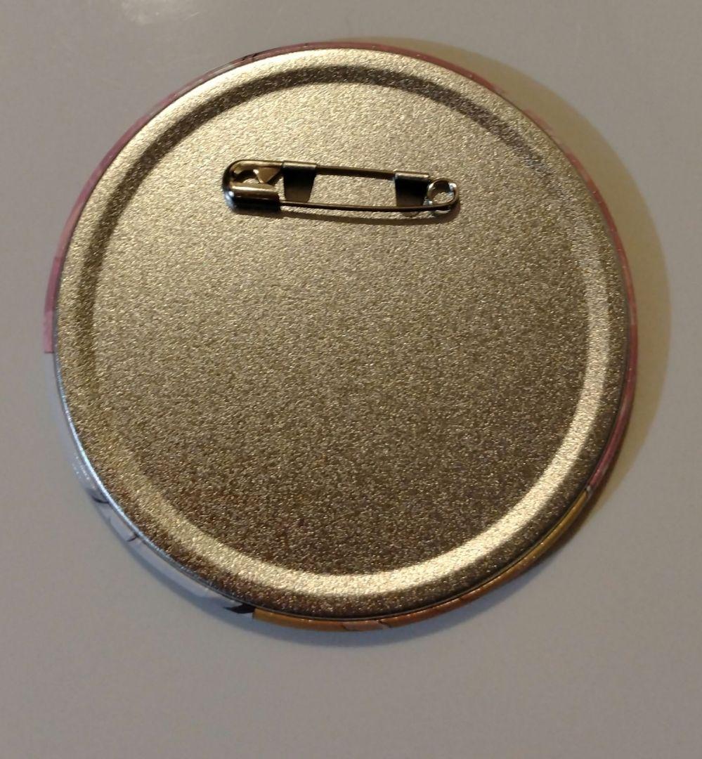 ハイキュー!! カラパレ より道 缶バッジ 牛島若利 - メルカリ