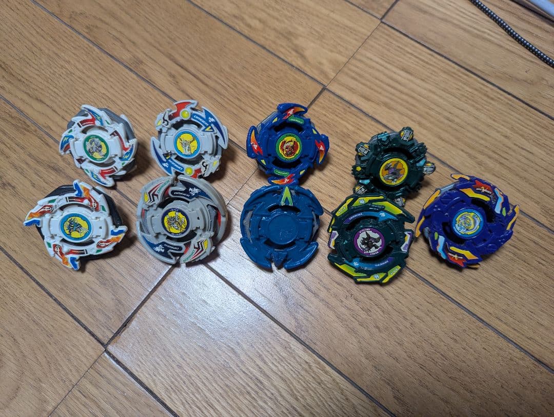 爆転シュートベイブレード Vシリーズセット Bakuten Shoot Beyblade 2020 V Set Beyblade Burst - YouTube