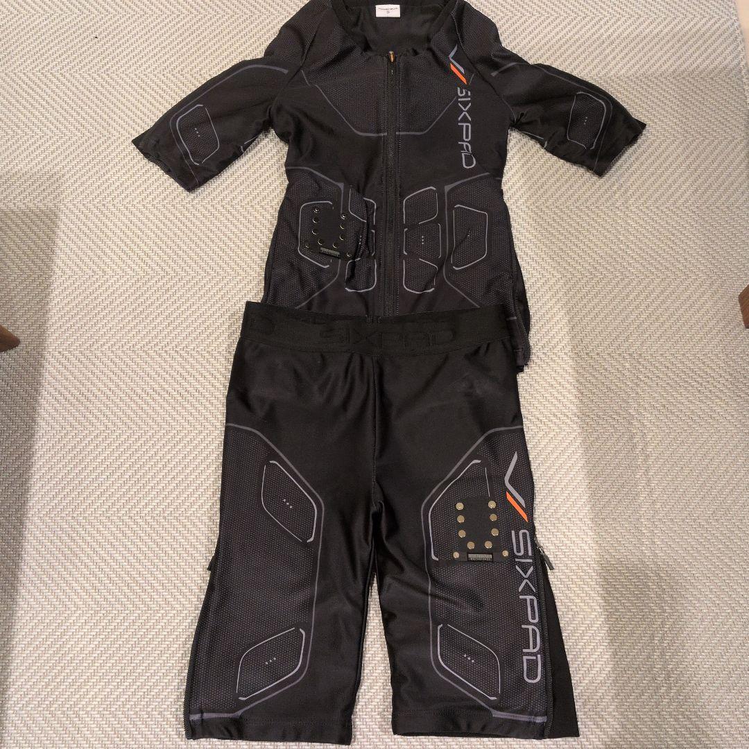 SIXPAD EMSトレーニングウェア レディース　TOPS / S,ボトム/M