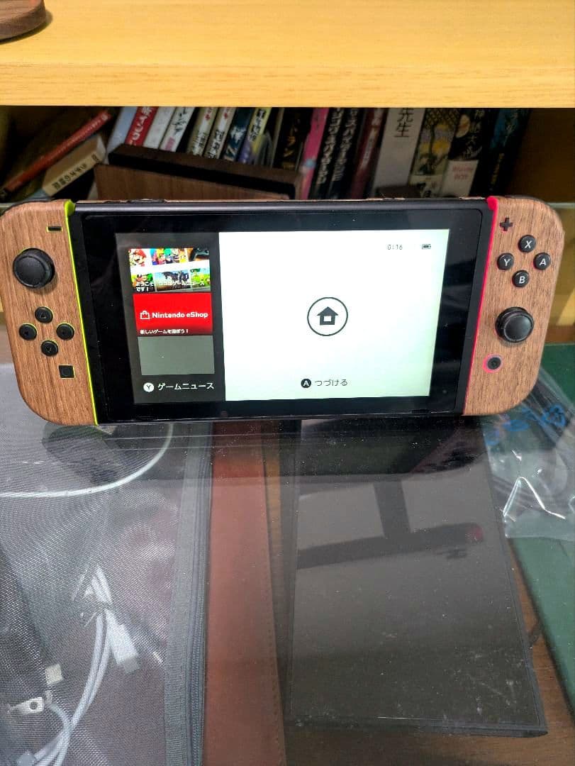 Nintendo Switch 通常モデル 箱あり　木目調スキンシール Amazon.co.jp: Nintendo Switch 本体用 スキンシール 木目調 ダーク