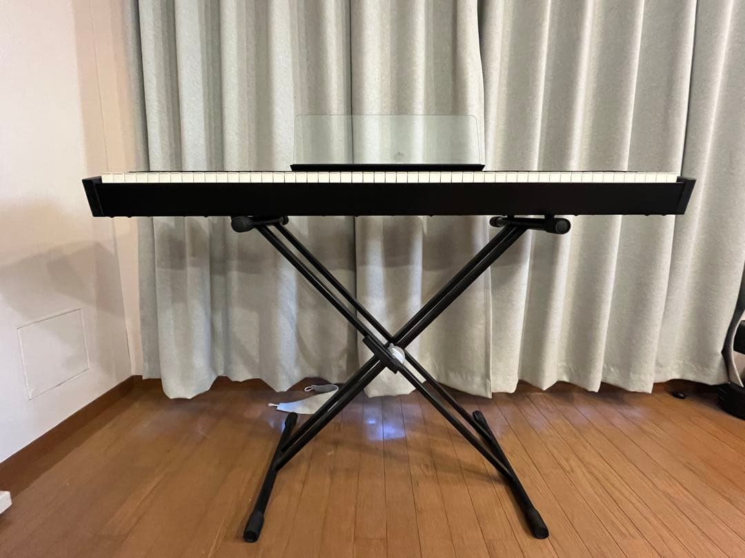 Roland FP-60 電子ピアノ 88鍵（スタンド/ペダル付き・使用頻度少）