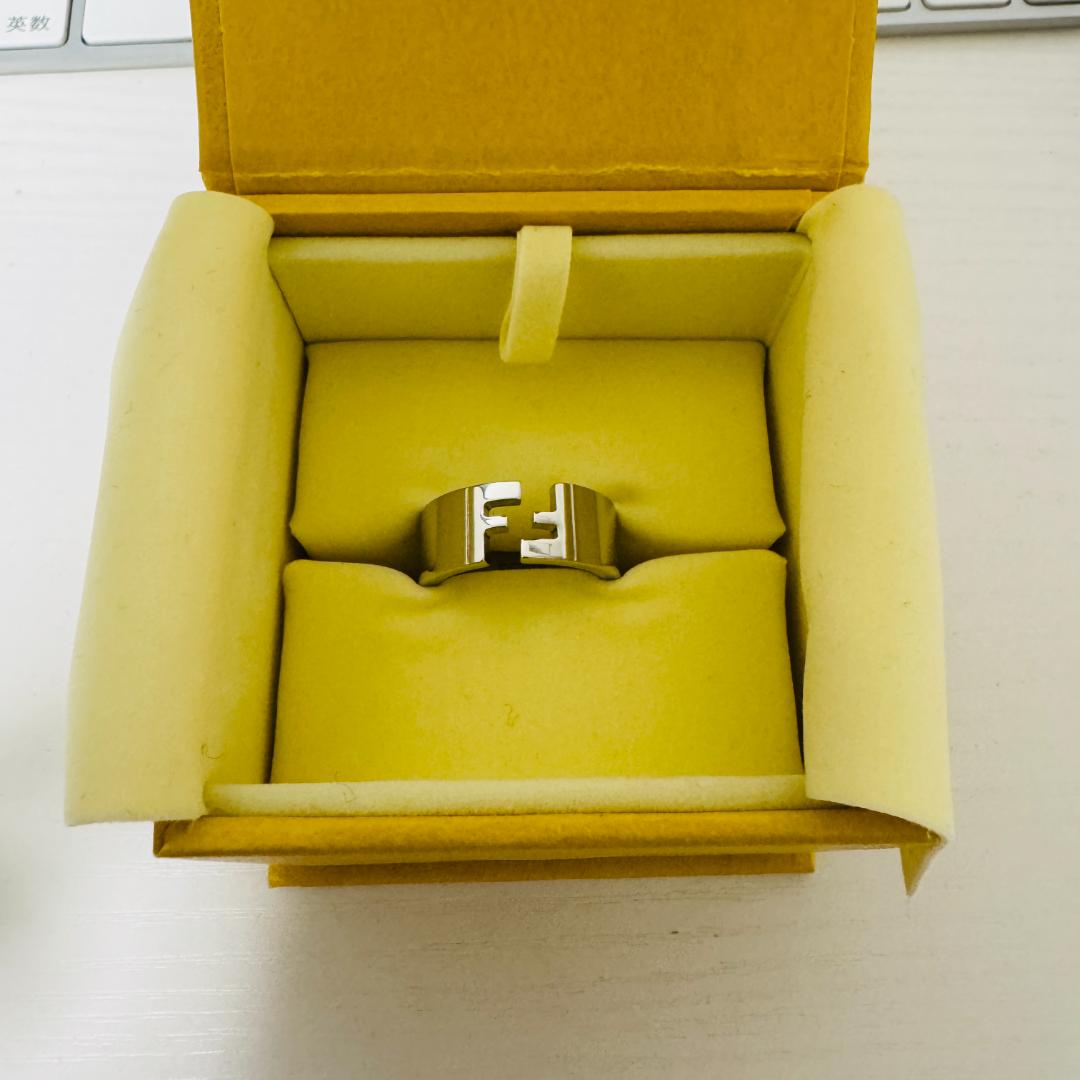 美品　FENDI フェンディ　FFリング　ズッカ　Sサイズ　箱付　18号